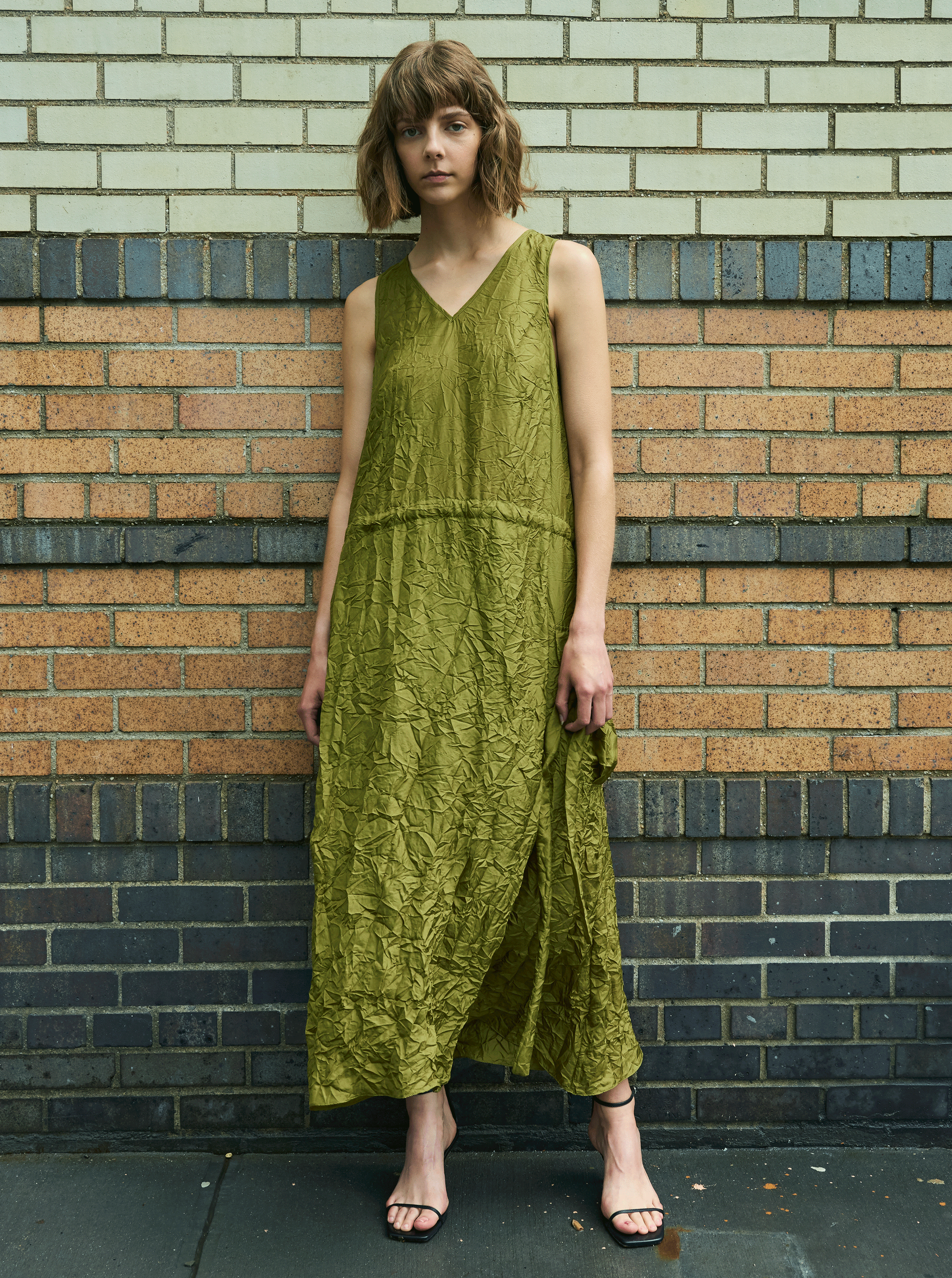 Rhi | Crinkle Silk Cargo Dress, Army Green RHI Rhi | Crinkle Silk Cargo Dress, Army Green RHI