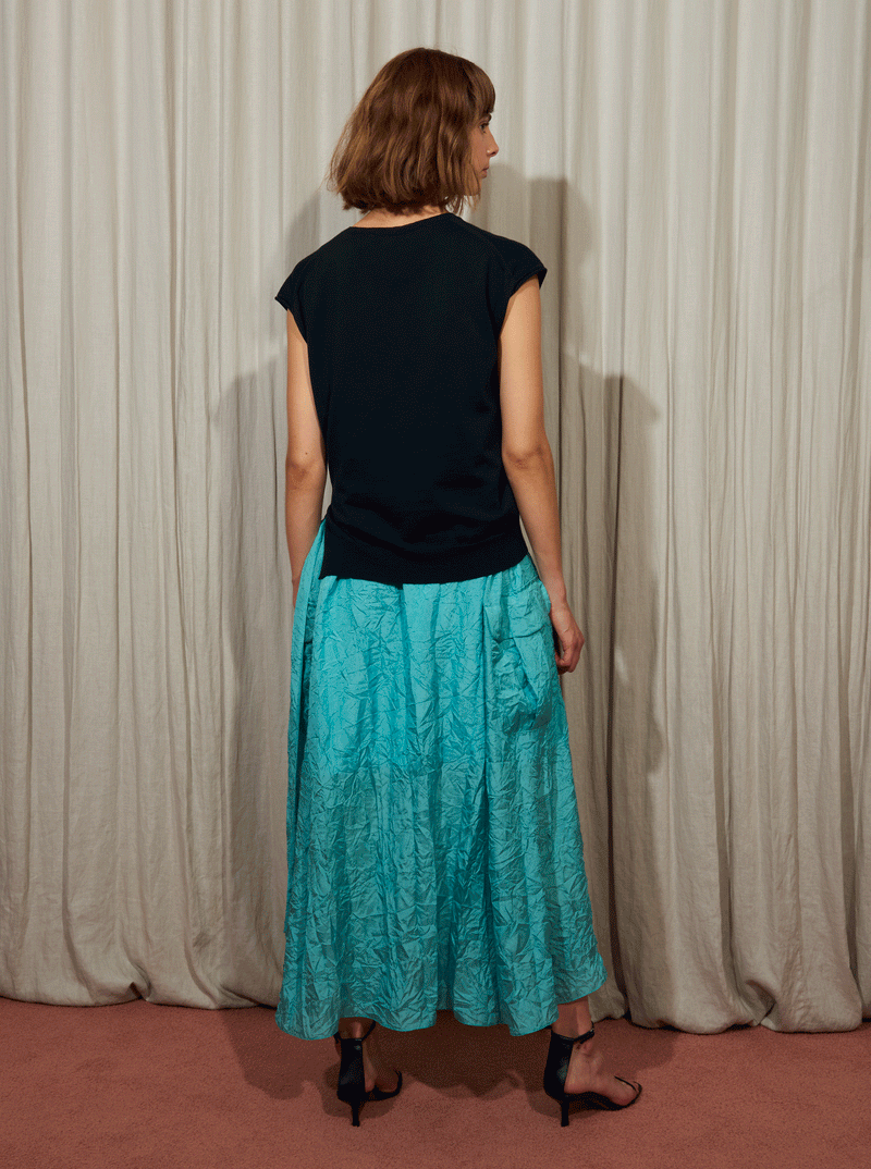 RHIE DESIGNER WOMENSWEAR KNIT AND SLIP LEE DRESS IN AQUA AND NAVY BACK VIEW