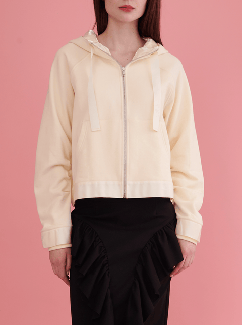 RHIE PLEATED SLEEVE HOODIE FRONT