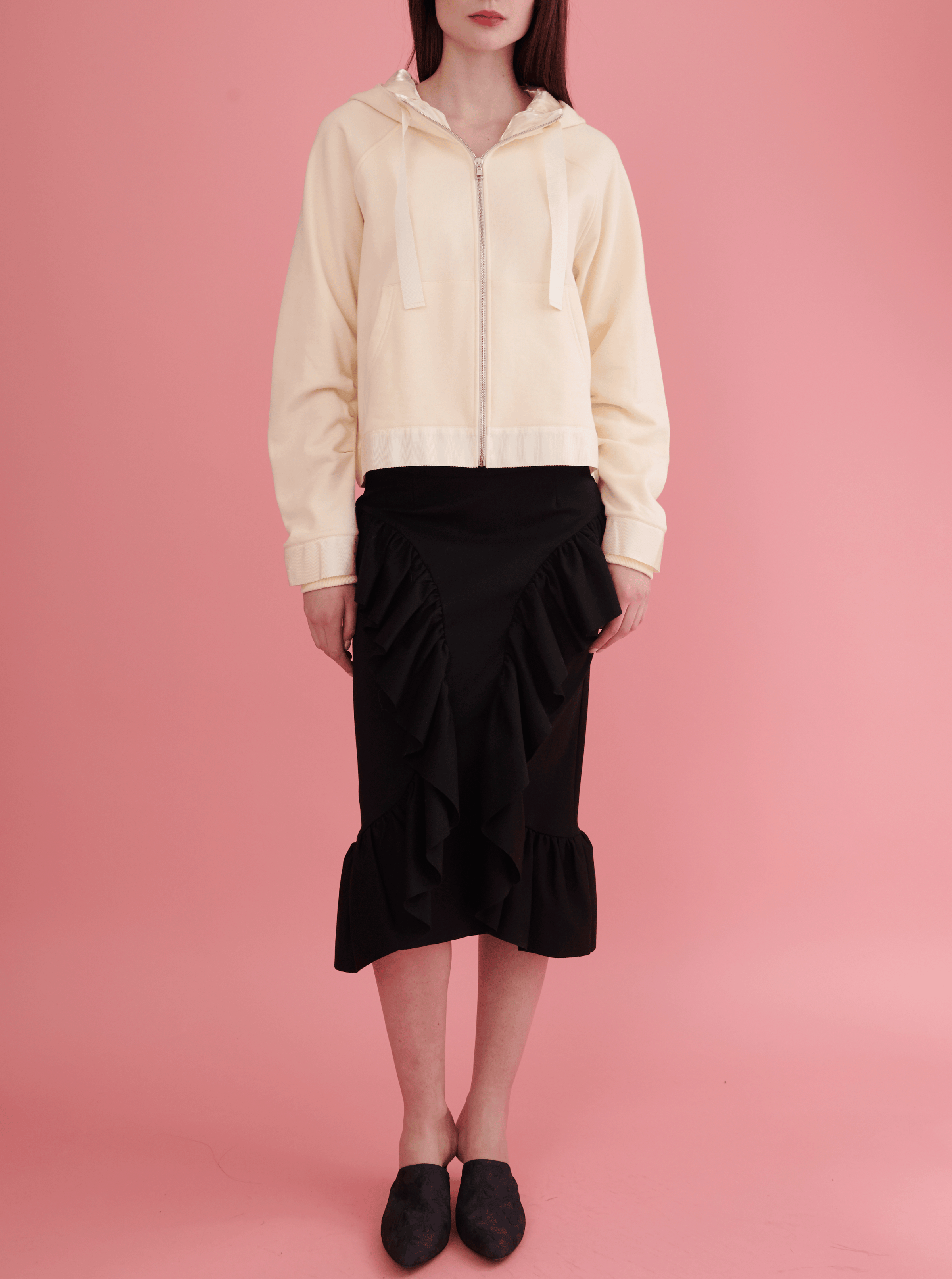 PLEATED SLEEVE HOODIE BONE RHIE